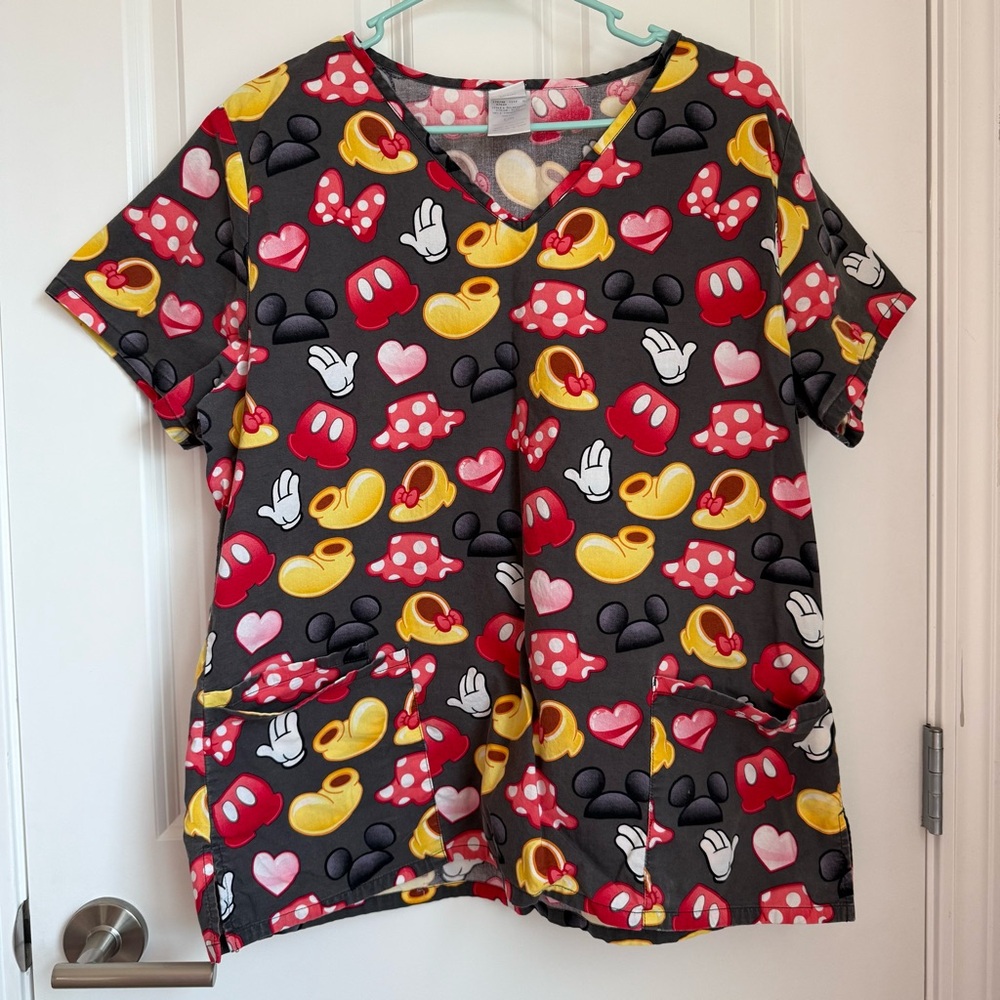 Disney Gray Scrub Top with Mickey and Minnie Mouse Red, Yellow Accents. Used. L